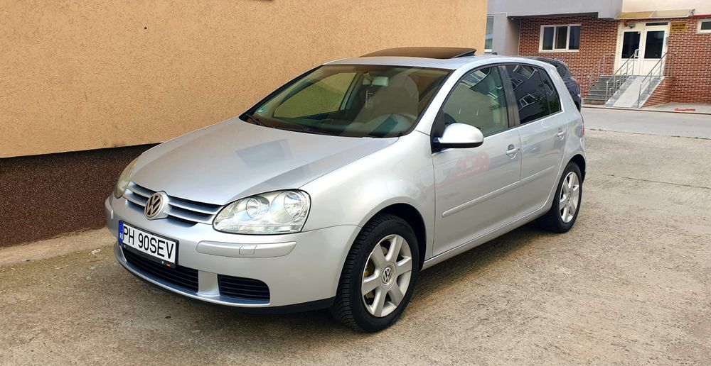 Vw Golf 5 1.6Mpi Fara rugina sau probleme Proprietar
