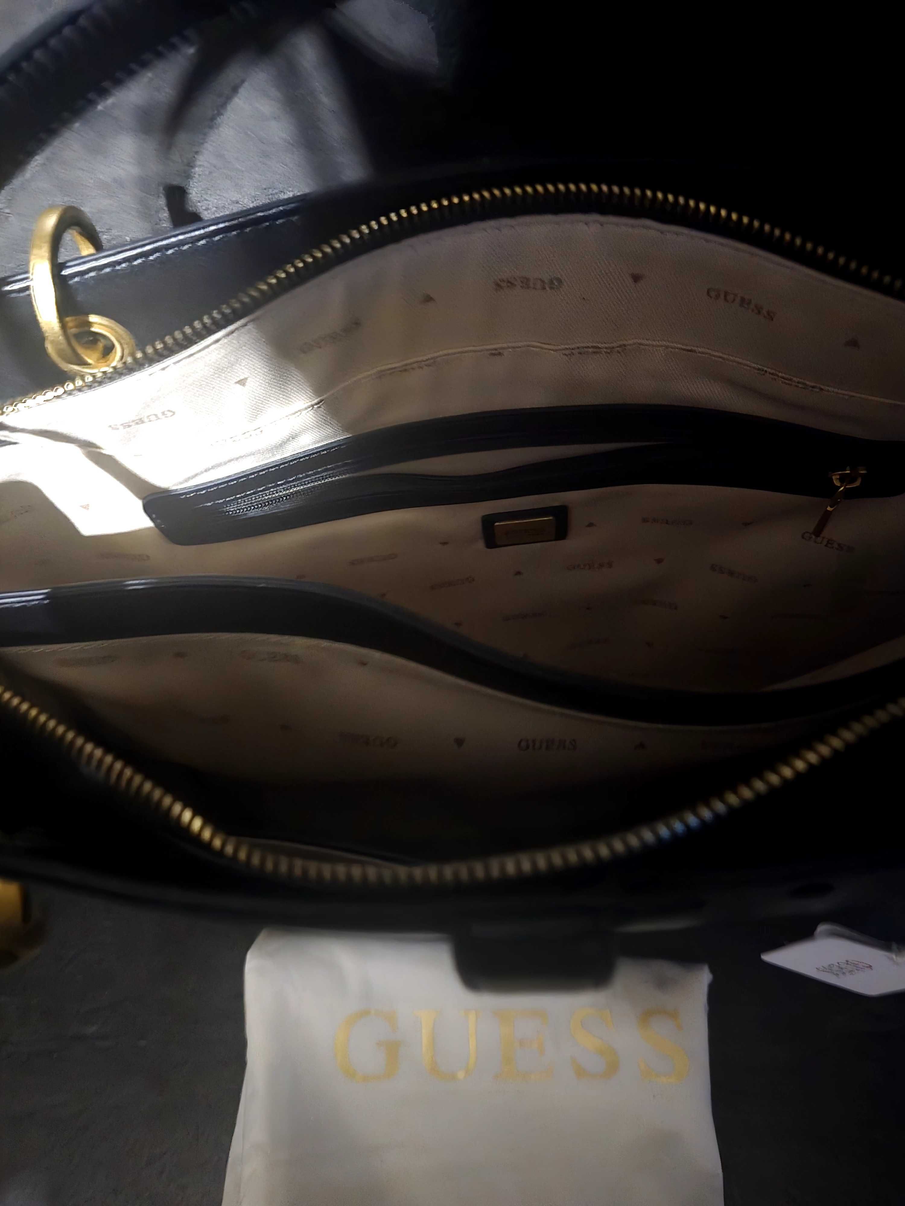 Продавам чанта нова черна  GUESS