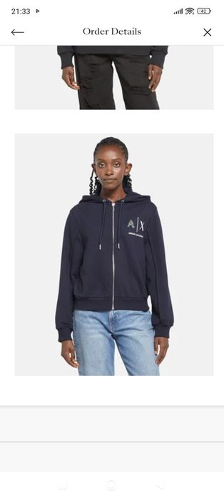 Уникален оригинален суичър на Armani exchange