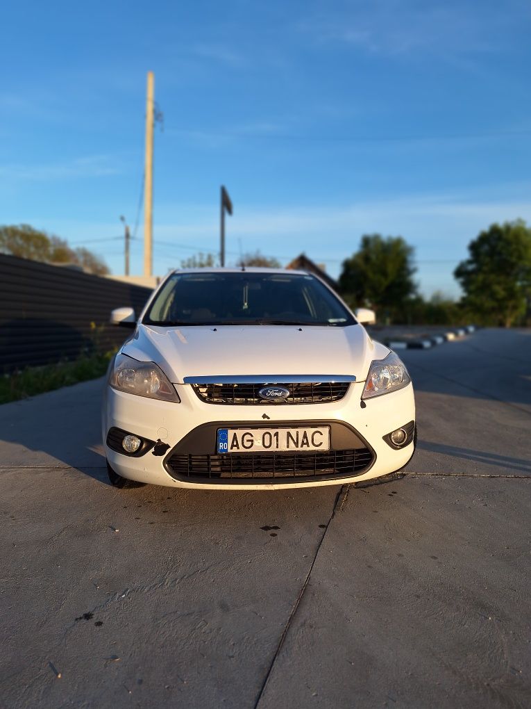 Vând Ford Focus 2