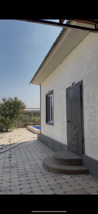 Дача продаётся в Чирчике, в дачном посёлке