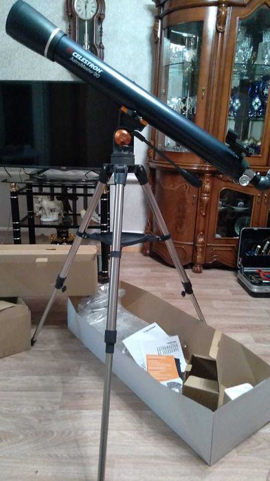 Телескоп Celestron AstroMaster 90x1000