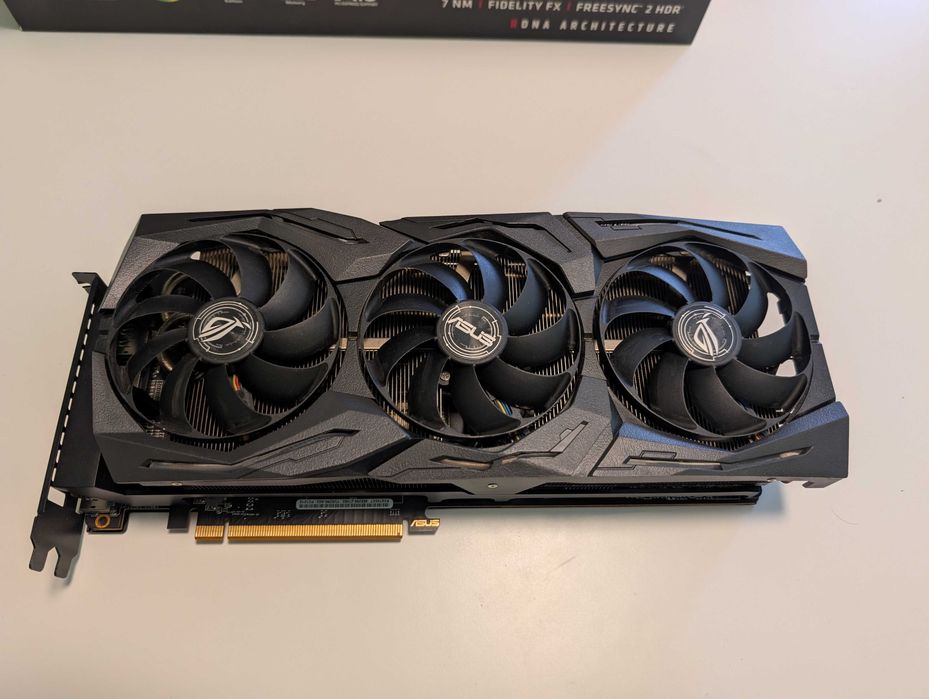 AMD Radeon 5700XT Asus Strix