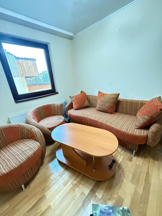 Set canapea cu 2 fotolii