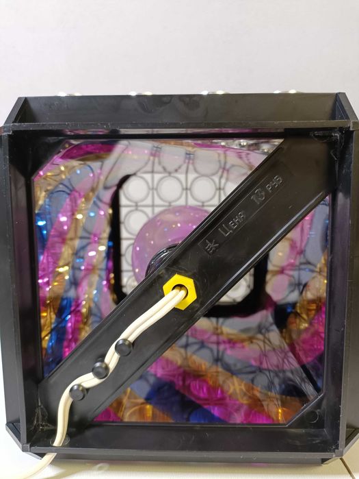 Прикроватные светильники