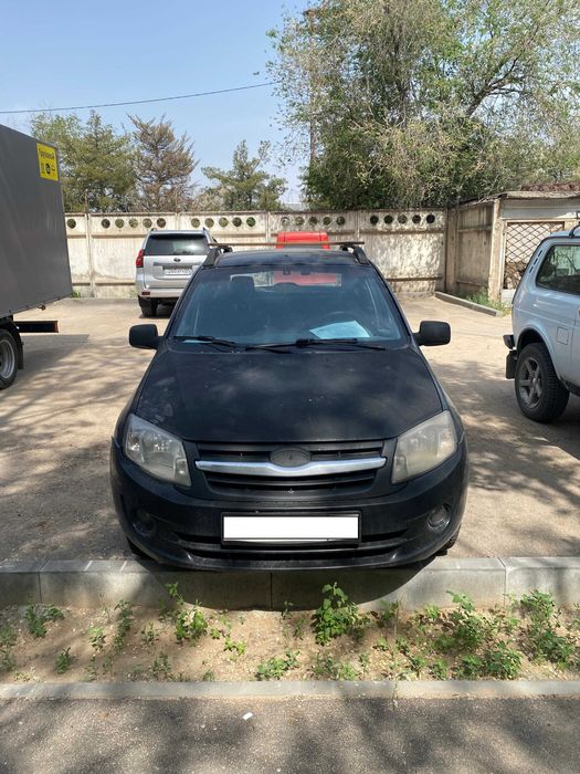 Lada Granta 2012 1.6 механика 8 кл.