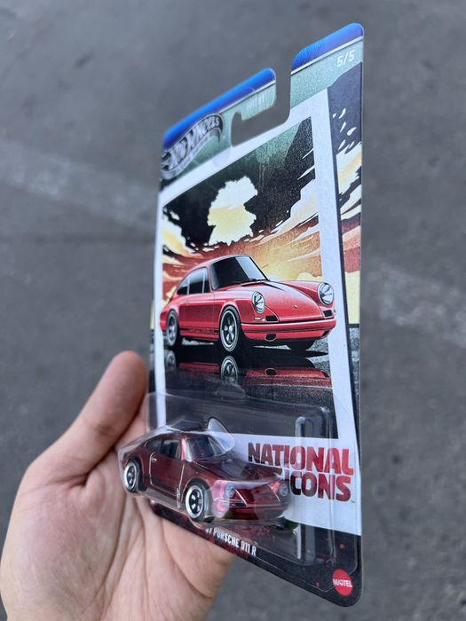 Hot Wheels Silver Series машинка