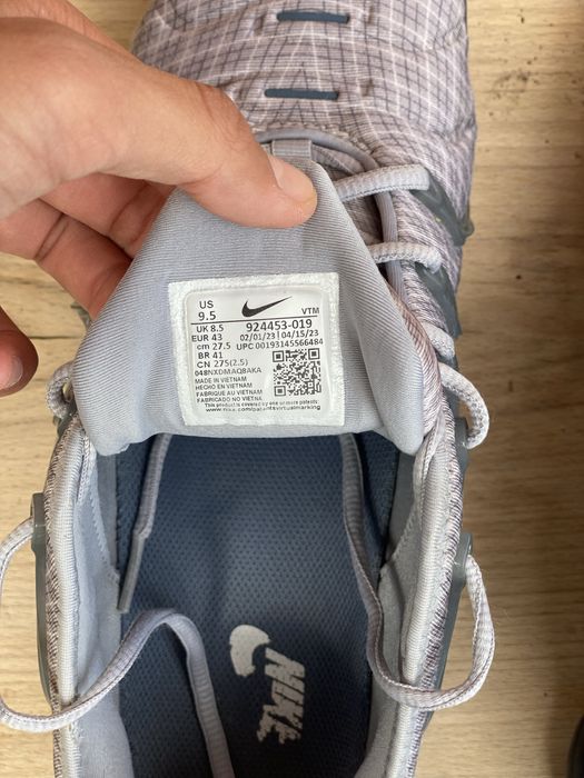 Vand urgent  nike vapor max plus marime 43