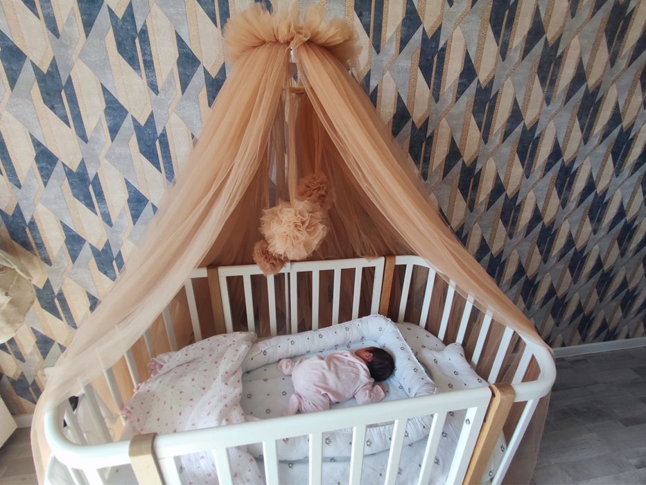 Кроватка с матрацем