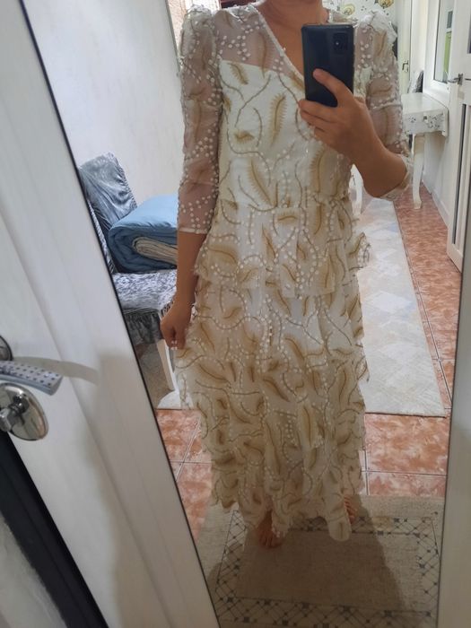 Продам платья вечерняя