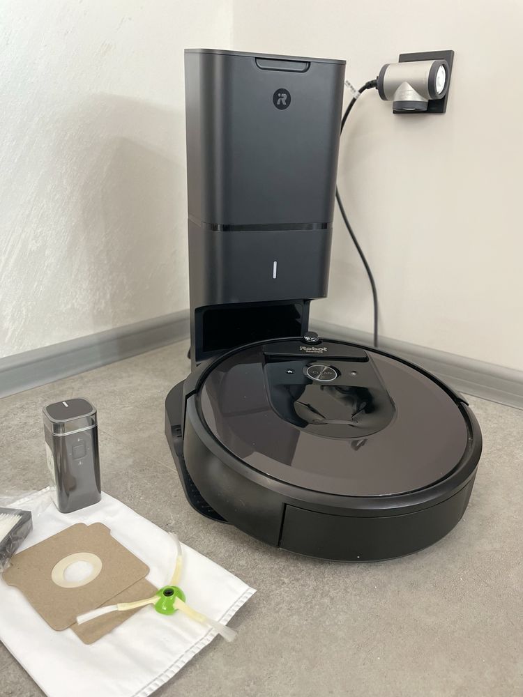 Прахосмукачка-робот Irobot 7+