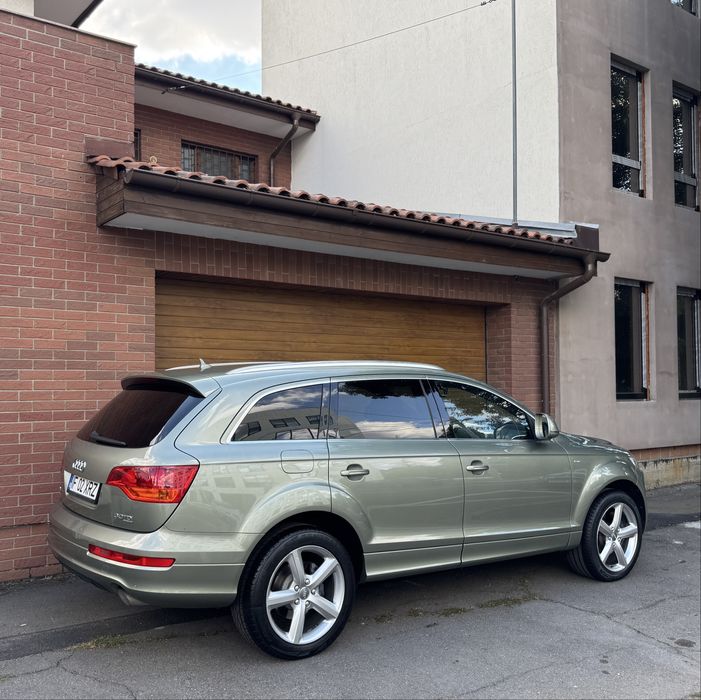 Audi Q7 S-Line 3.0 TDI QUATTRO 240CP doar 126.000KM PRIMUL PROPRIETAR