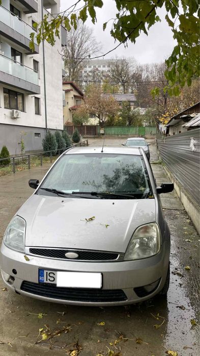 Ford fiesta  2003