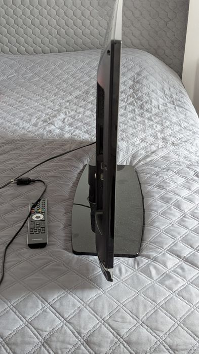 Tv Grundig, diagonală 82 cm