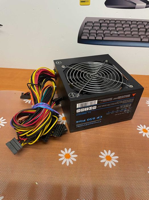 Sursa Inter-Tech Combat Power Plus 650W, eficienta 82%, PFC Activ