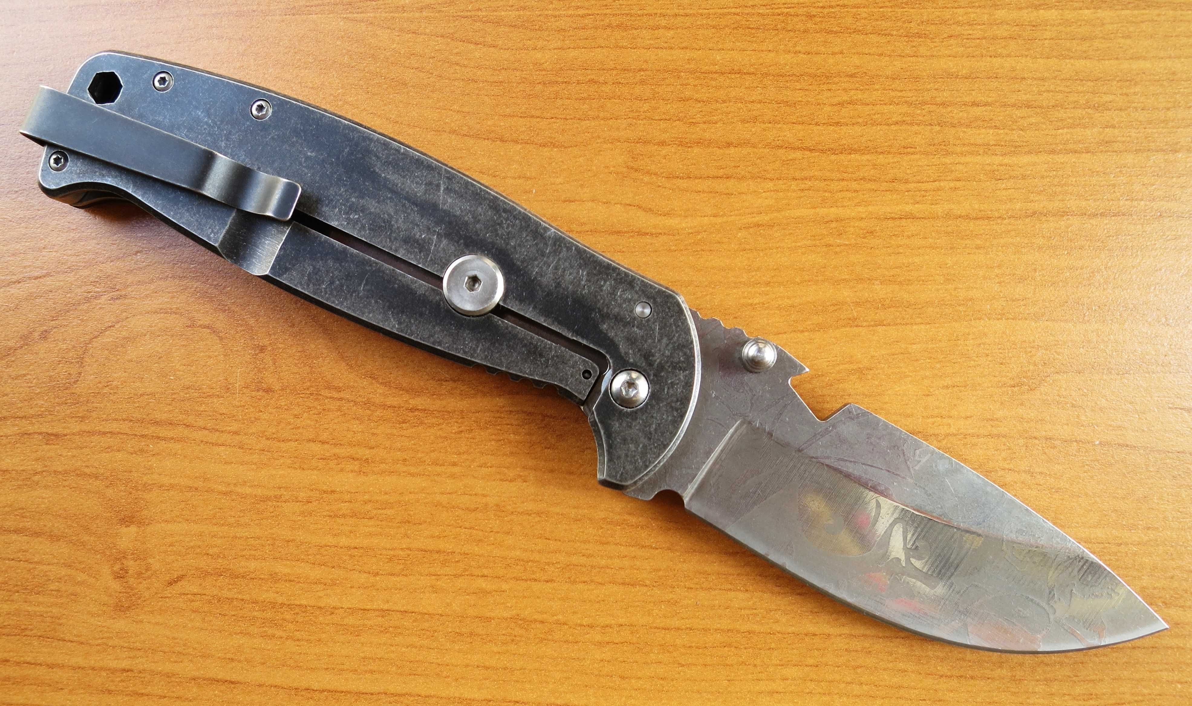Сгъваем нож SR599D