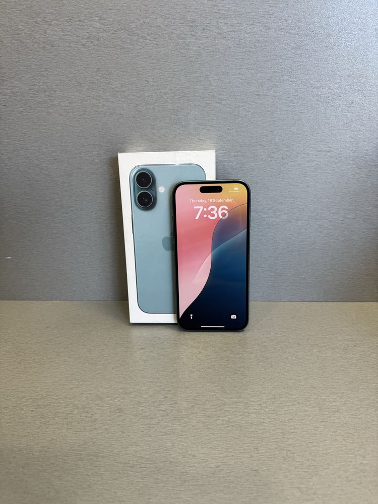 Продавам отличен iPhone 16  37 цикъла