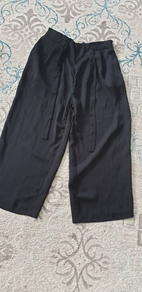 Pantaloni Zara noi M