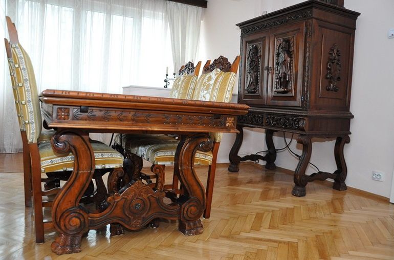 Mobilier Renastere Spaniola I IMAR, inclusiv canapea