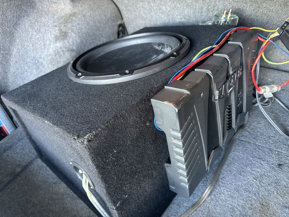 Subwoofer JL audio w3 amplificator kicker kx200.2