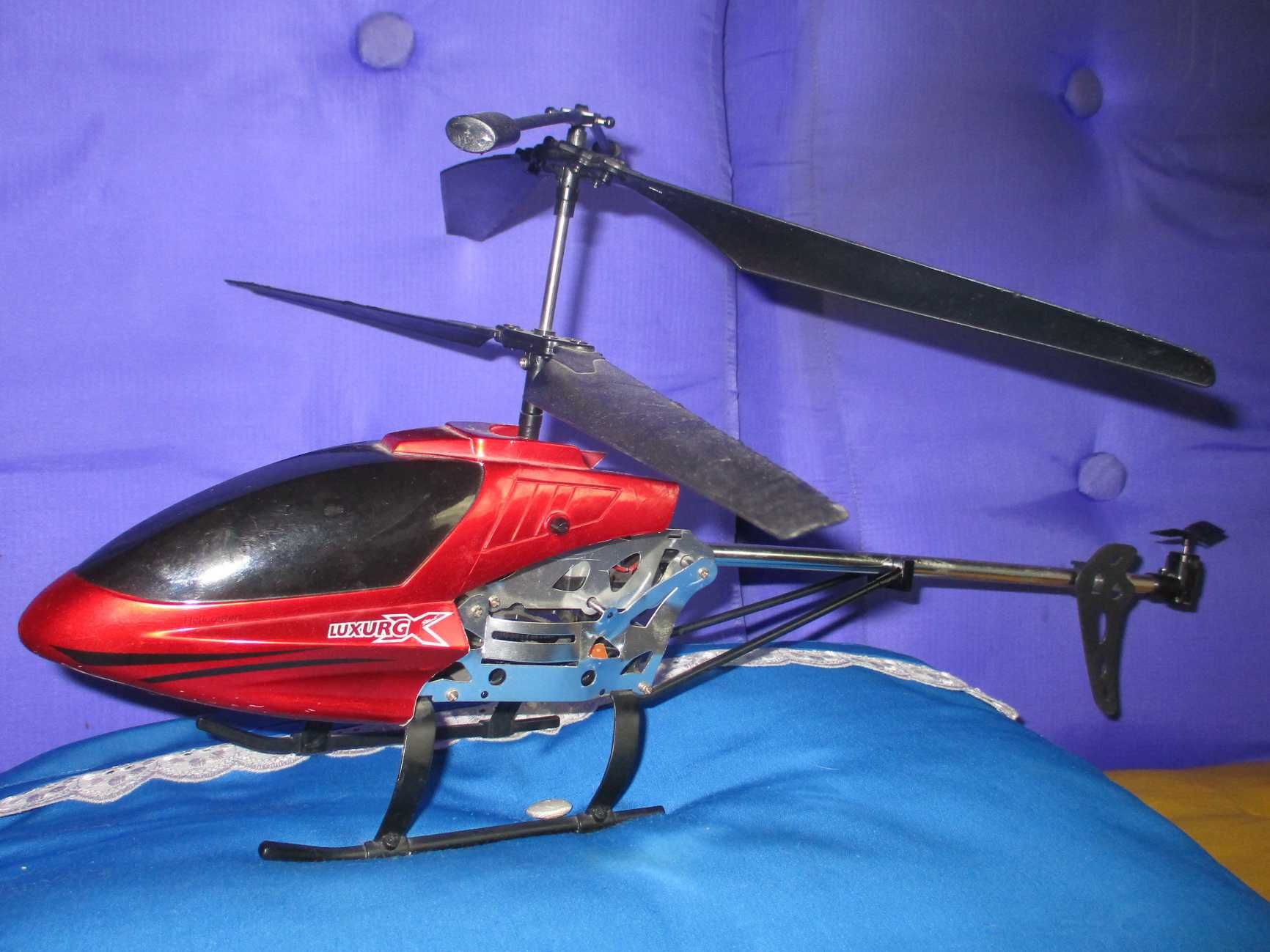 Радиоуправляем 60см хеликоптер, жироскоп, LED светлини, вертолет, дрон