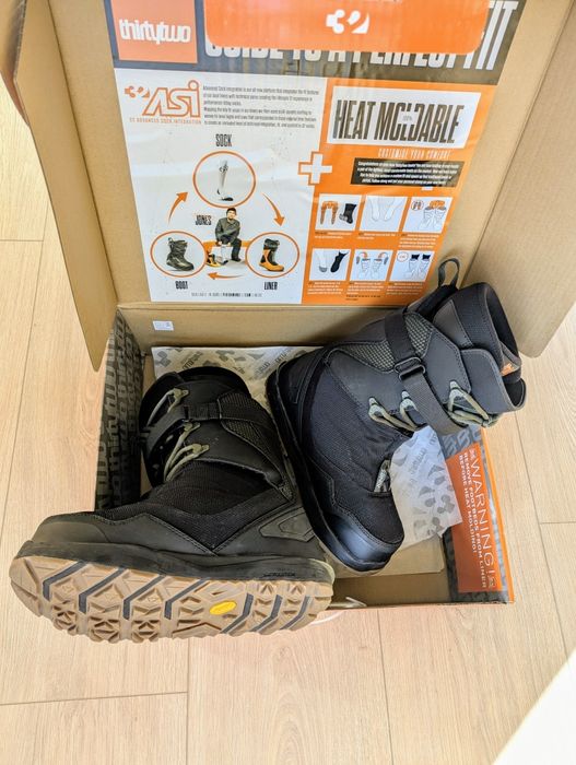 Boots ThirtyTwo TM2 x Jones 42.5 (9.5 US)