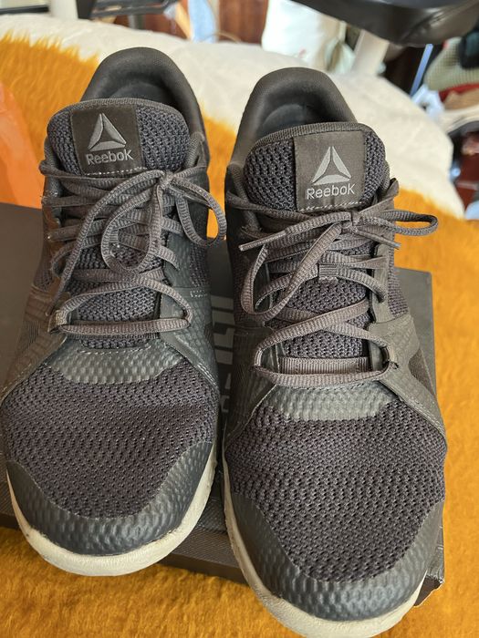 Маратонки Reebok за фитнес зала или салон