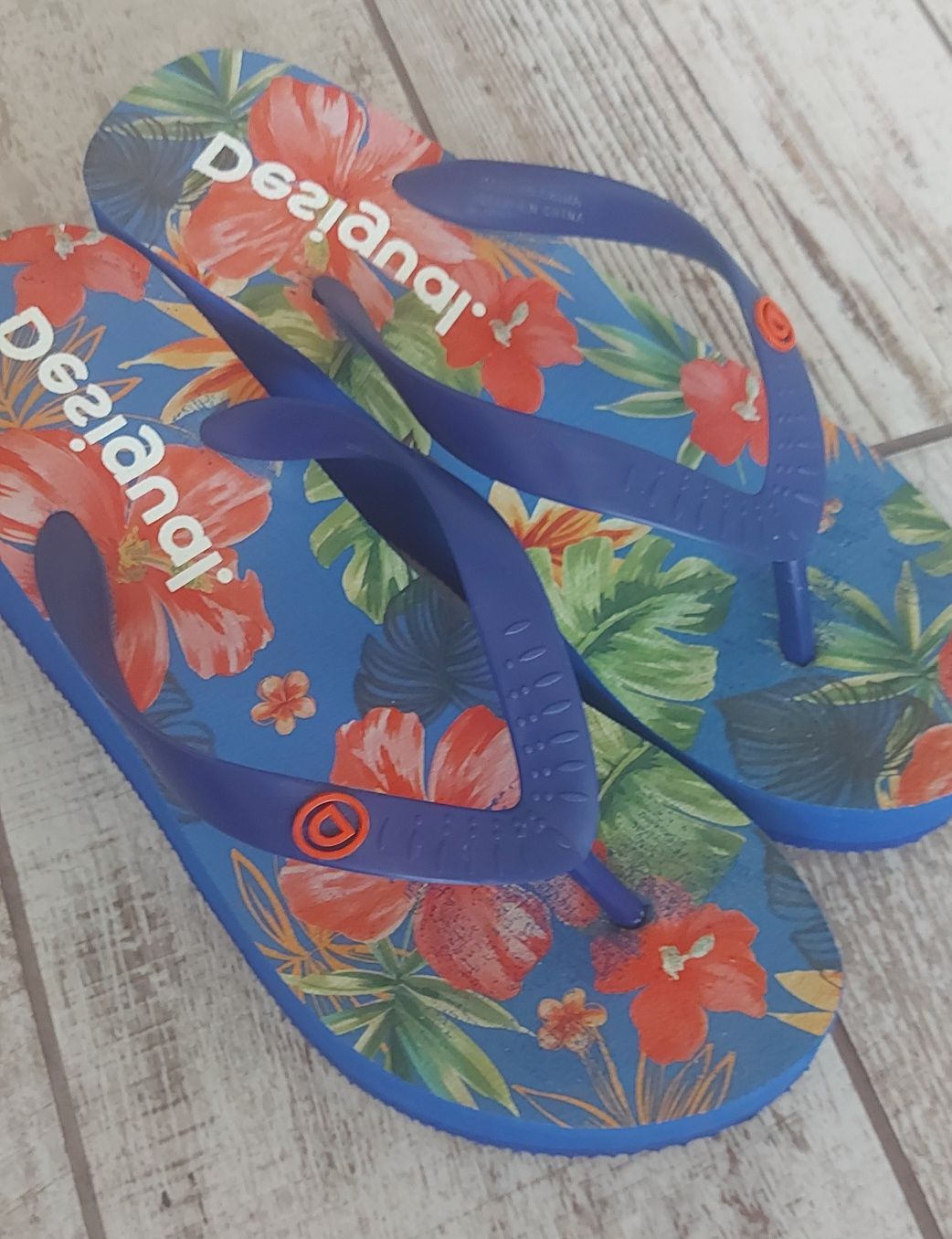 Дамски чехли Desigual