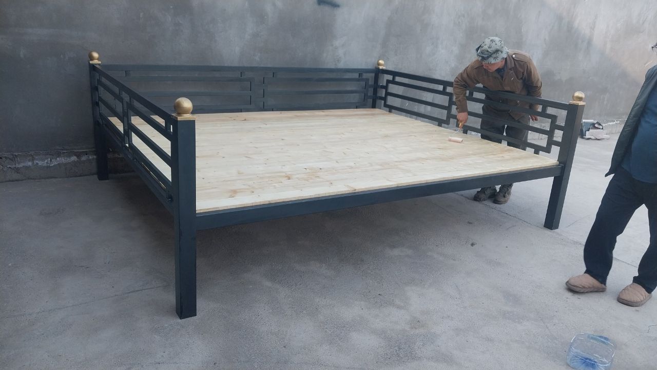 Tapchan, karavatlar