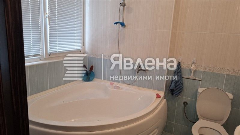 Тристаен апартамент в Слънчев бряг