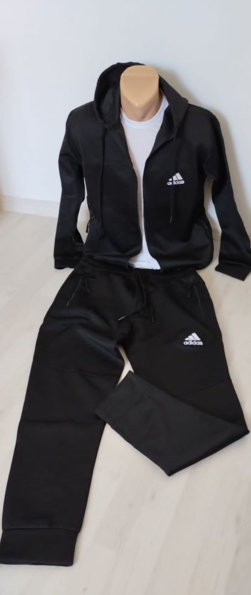 Trening baieti Adidas Puma Nike Hugo si Calvin Klein din 3 piese!