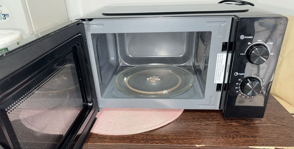 Cuptor cu microunde Albatros