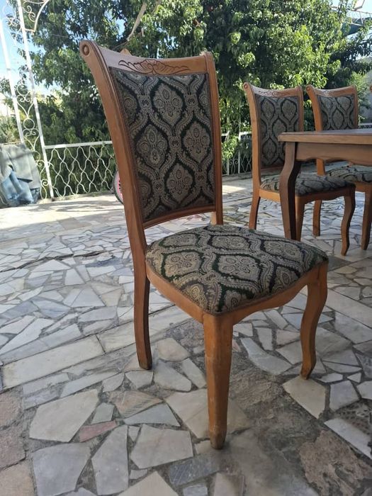 Rabochi holatlar yaxshi 8 ta stulchik 1 stol