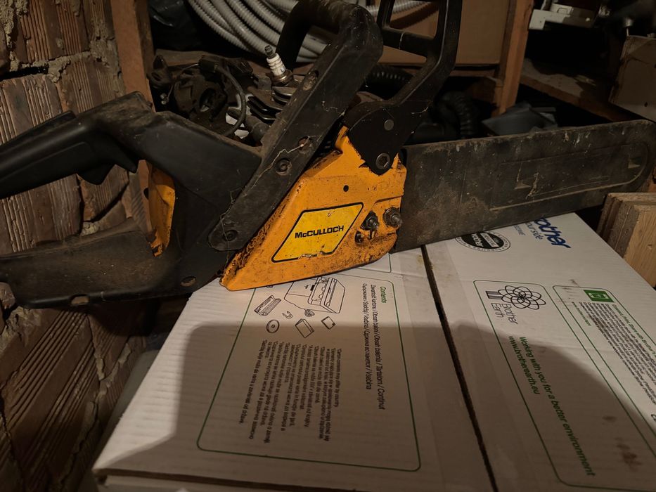 Моторен трион за части