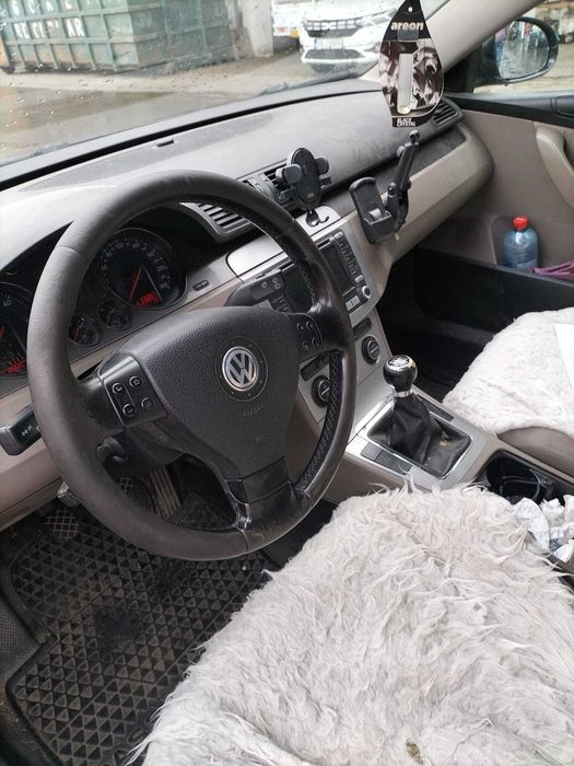 Vand Passat pt piese.