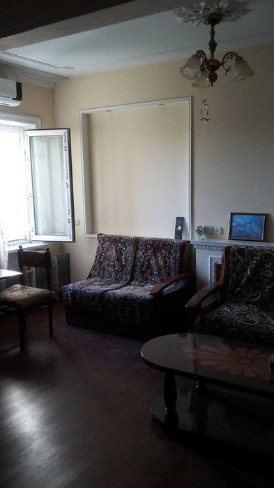 СРОЧНО продается просторная 3х ком квартира 93 м²  (888)