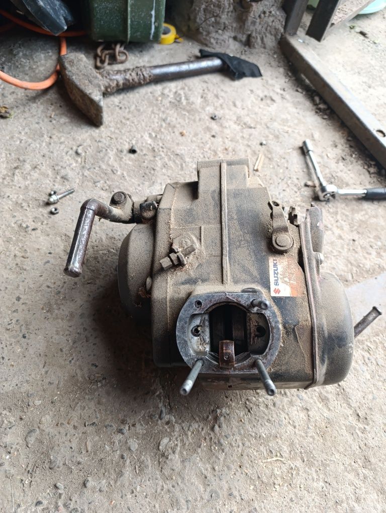 Motor cross Suzuki 50cc ( set original)