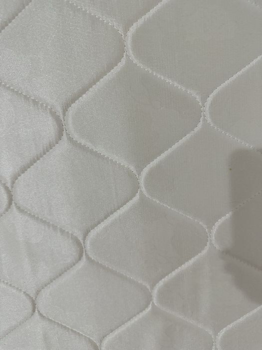 Продам Матрас чистый