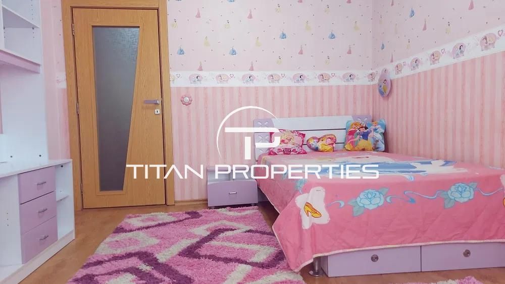 Тристаен апартамент под наем в кв. Кючук Париж