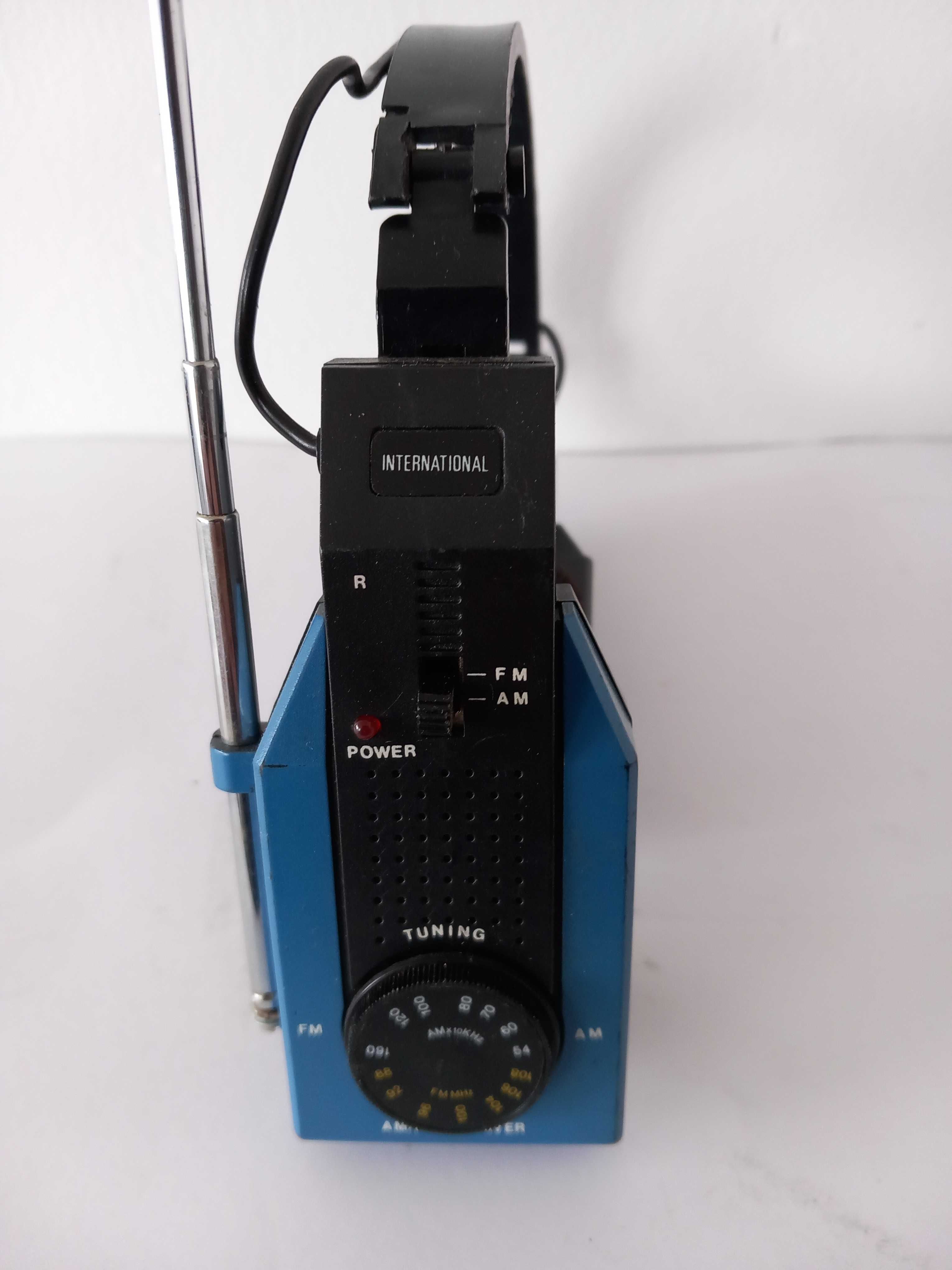 Walkman Saba Cu Radio,Si Casti Cu Radio Incorporat.Anii ''90