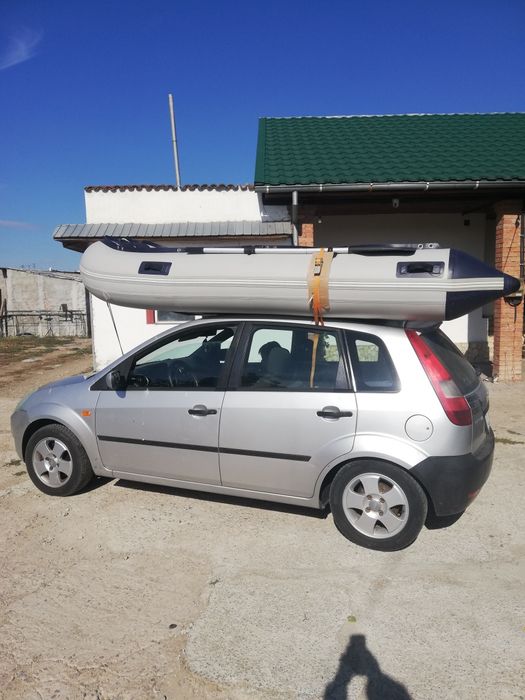 Barcă pneumatica cu motor suzuki