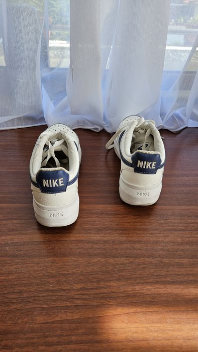 Маратонки Nike 39 номер