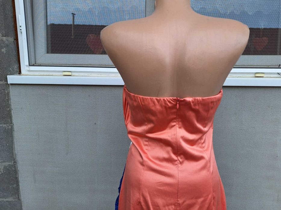 Club Frendy | rochie dama | bust 82 cm | mar. 39 - 40 | M - L