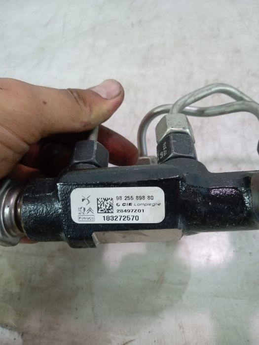 Rampa injectoare 1.5 tdci ztda 9825589880 Ford Focus 4 [2018 - 2022]