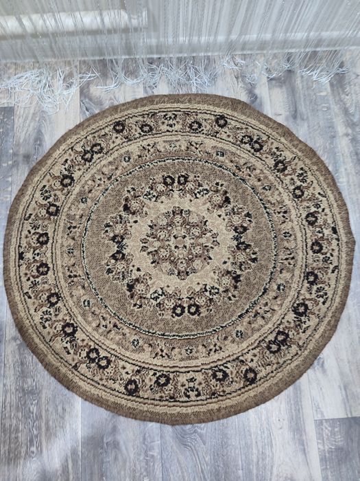 Продам небольшой коврик в Отличном состоянии