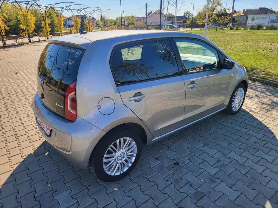 VW UP! 2014 , carte RAR,  garantie