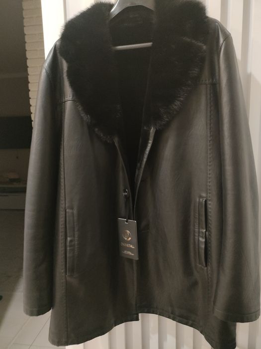 Срочно продам мужскую дублёнку отличного качества