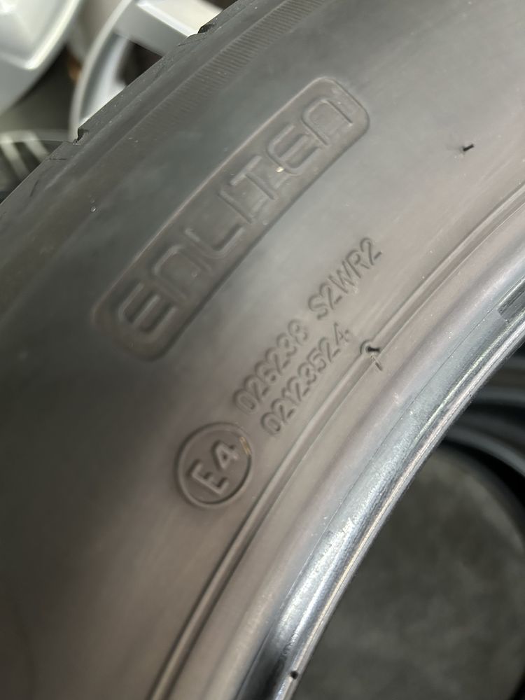 Гуми 235/50/20 Bridgestone Alenza 001 Dot 3622