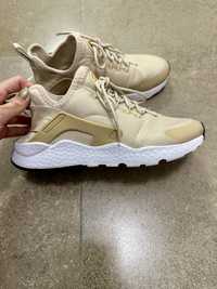 Nike huarache crem