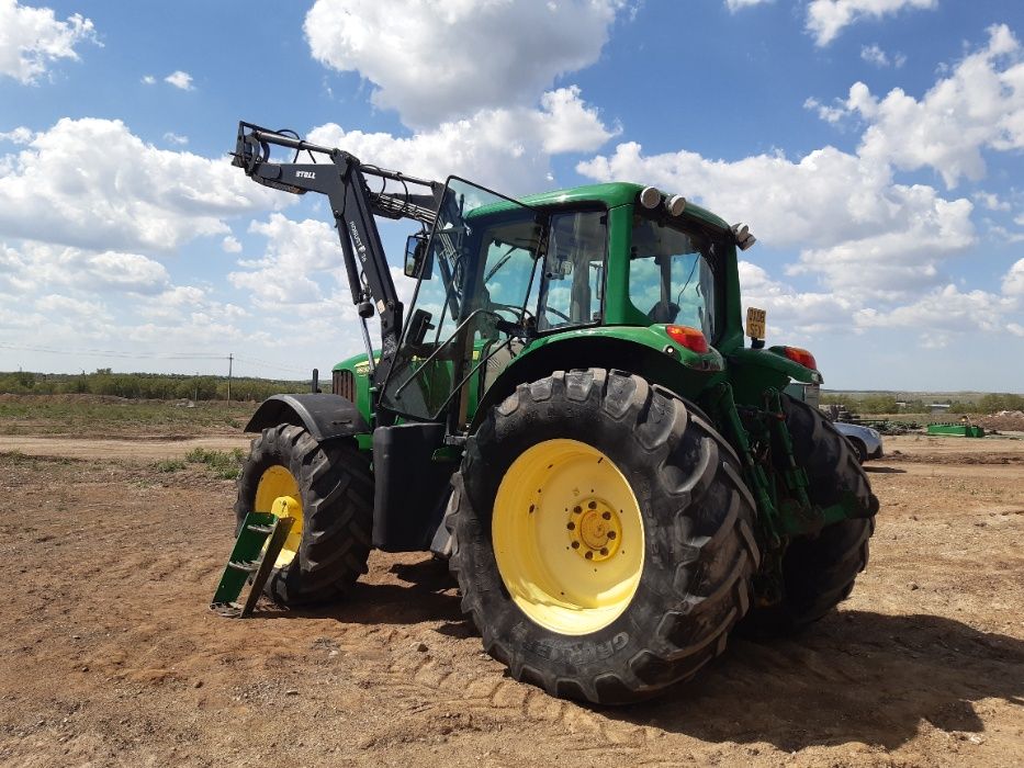 Трактор JOHN DEERE 6930